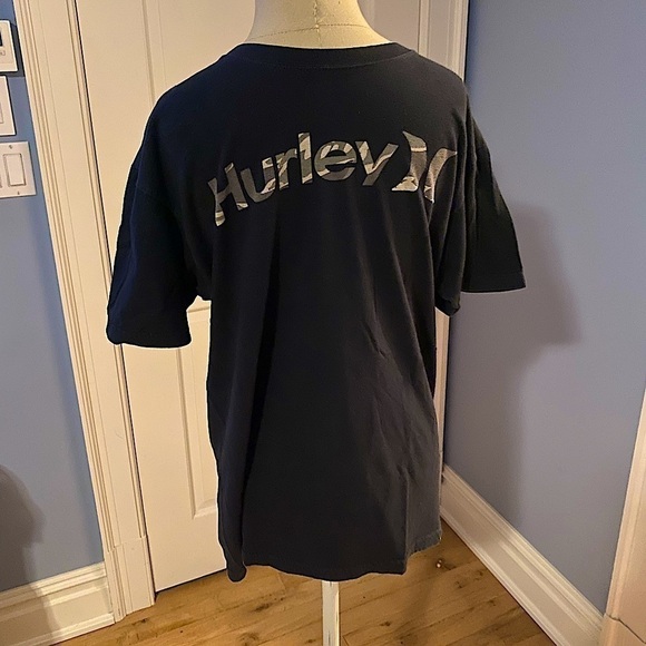 Hurley Other - Men’s Hurley Classic Fit Skater T-Shirt